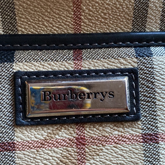 Burberrys Nova Check Briefcase - Picture 10 of 10